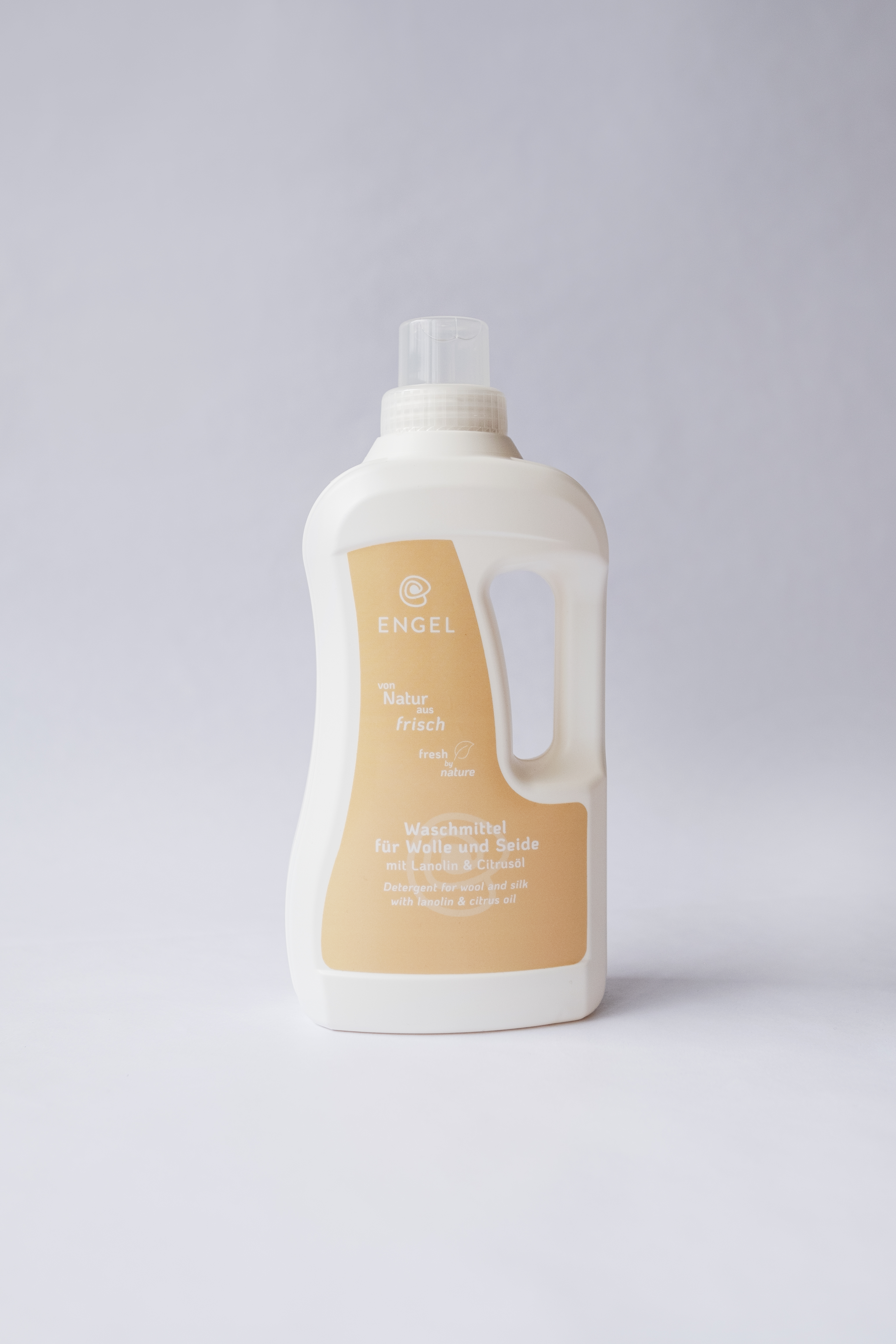 ENGEL Wollwaschmittel mit Lanolin & Citrusöl, 1 Liter