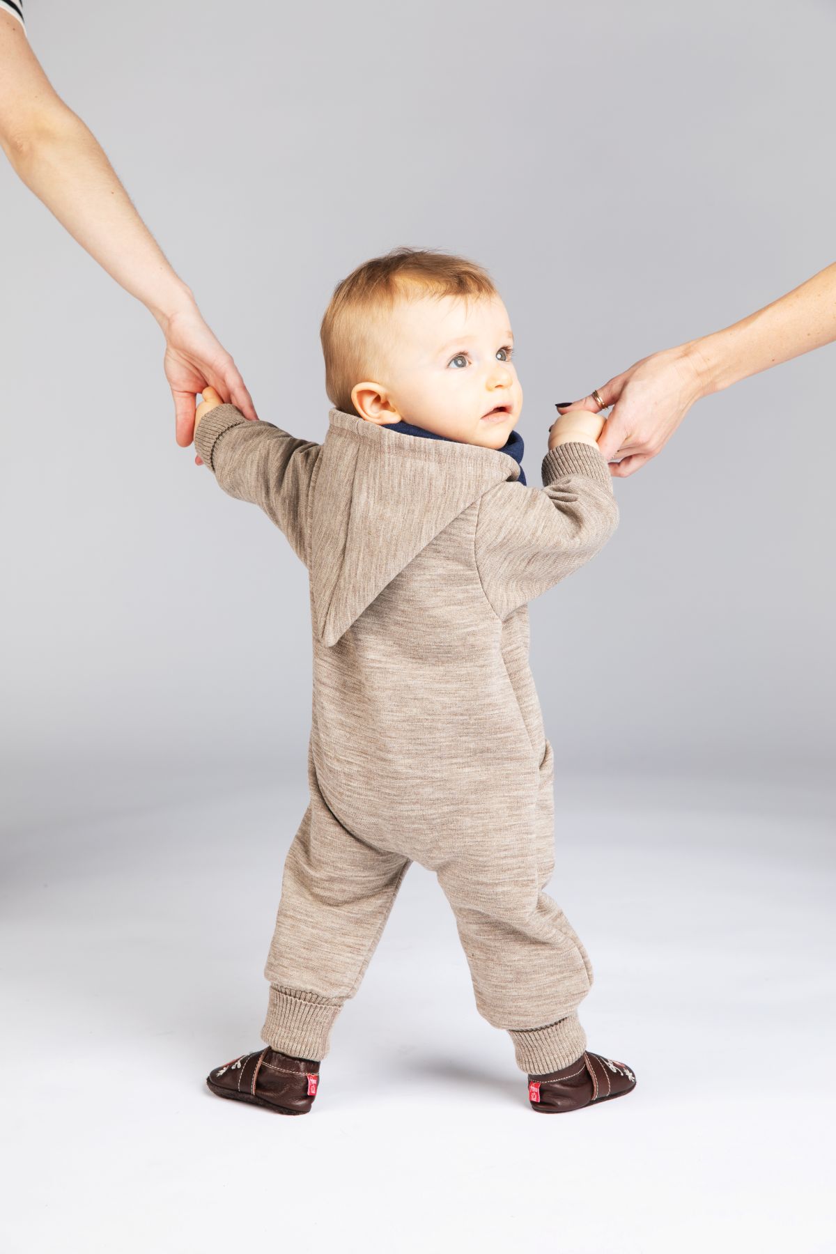 Kapuzenoverall Baby